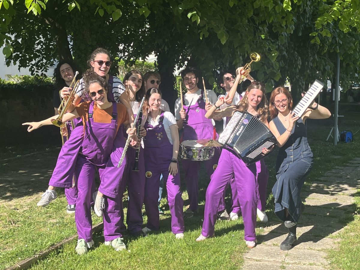 Photo Fanfare
